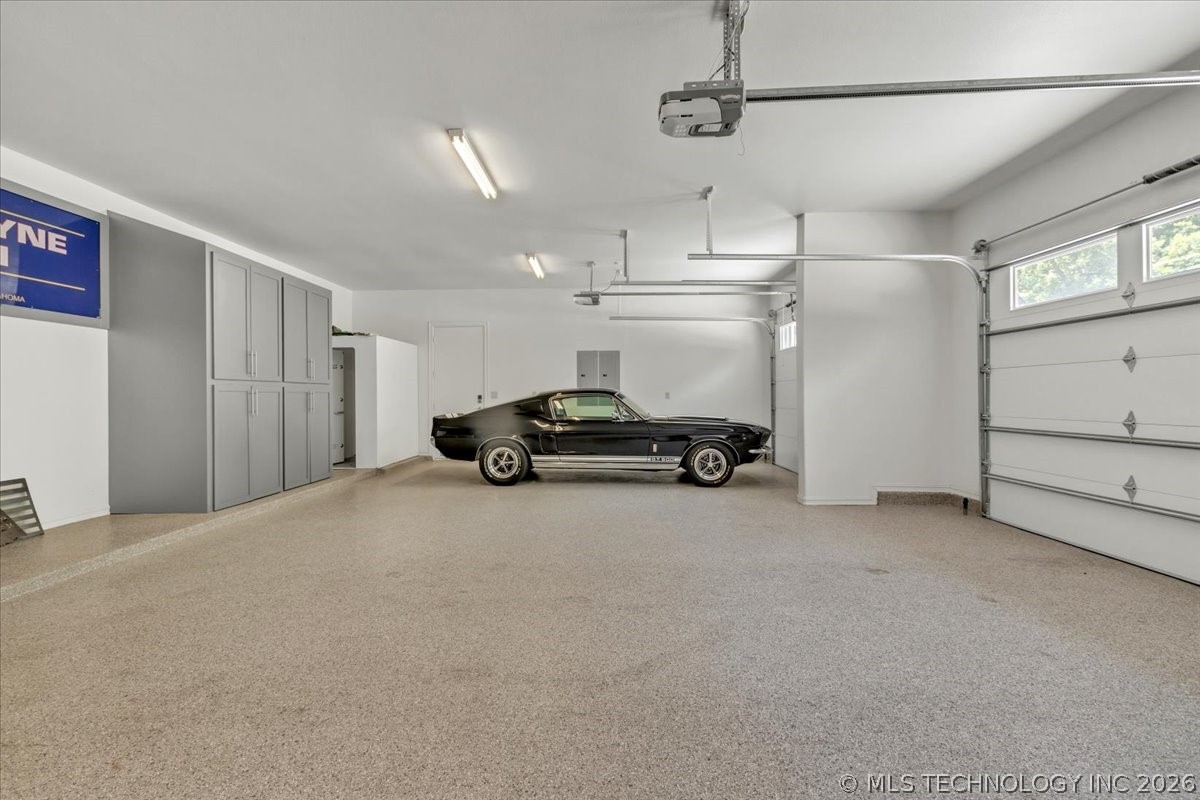 6133 E 138th Street S