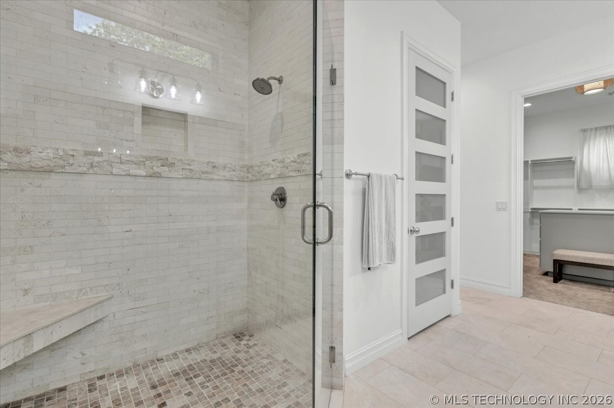 6133 E 138th Street S