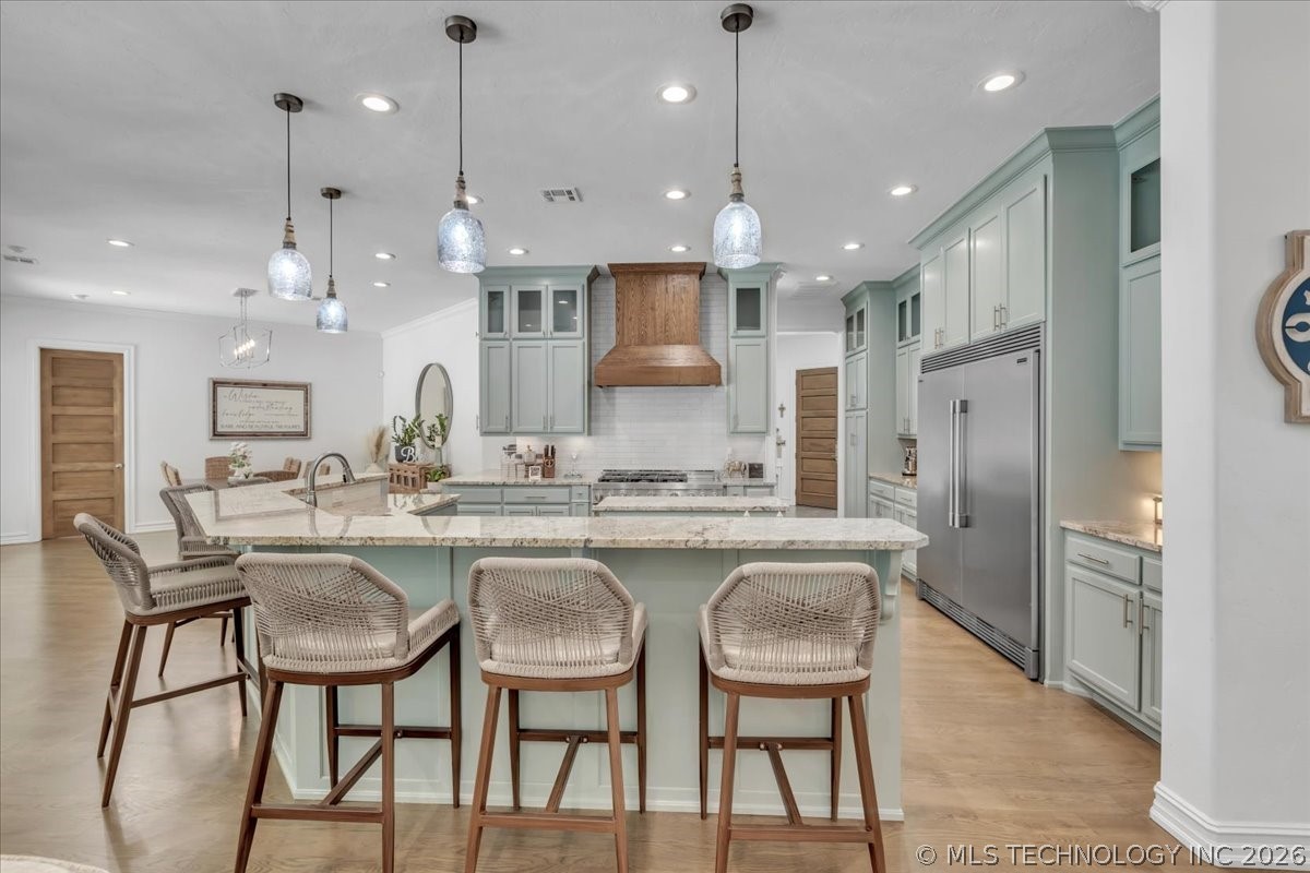 6133 E 138th Street S