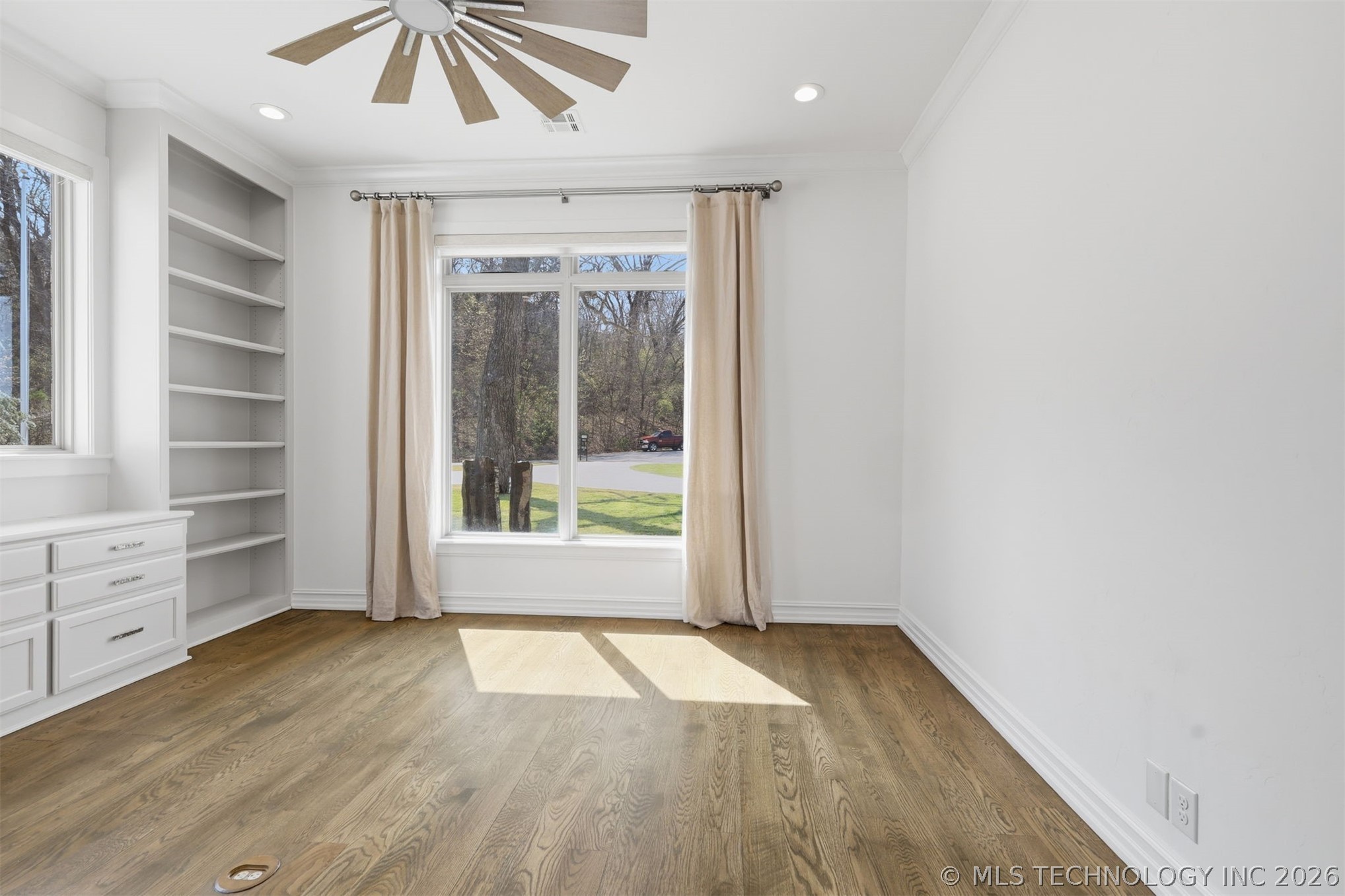 6133 E 138th Street S