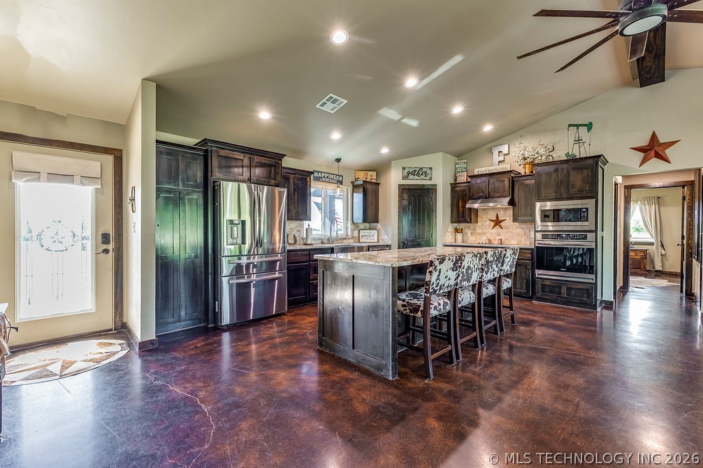 6946 County Road 3430