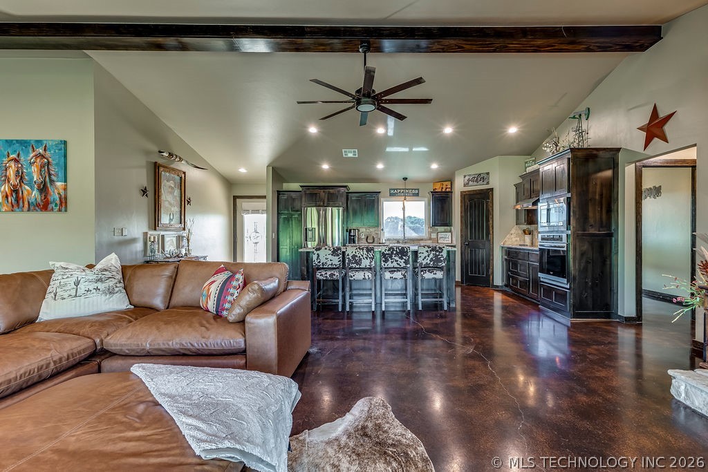 6946 County Road 3430