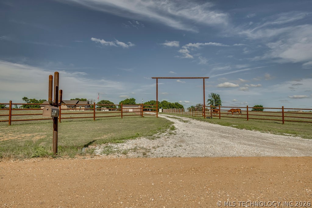 6946 County Road 3430