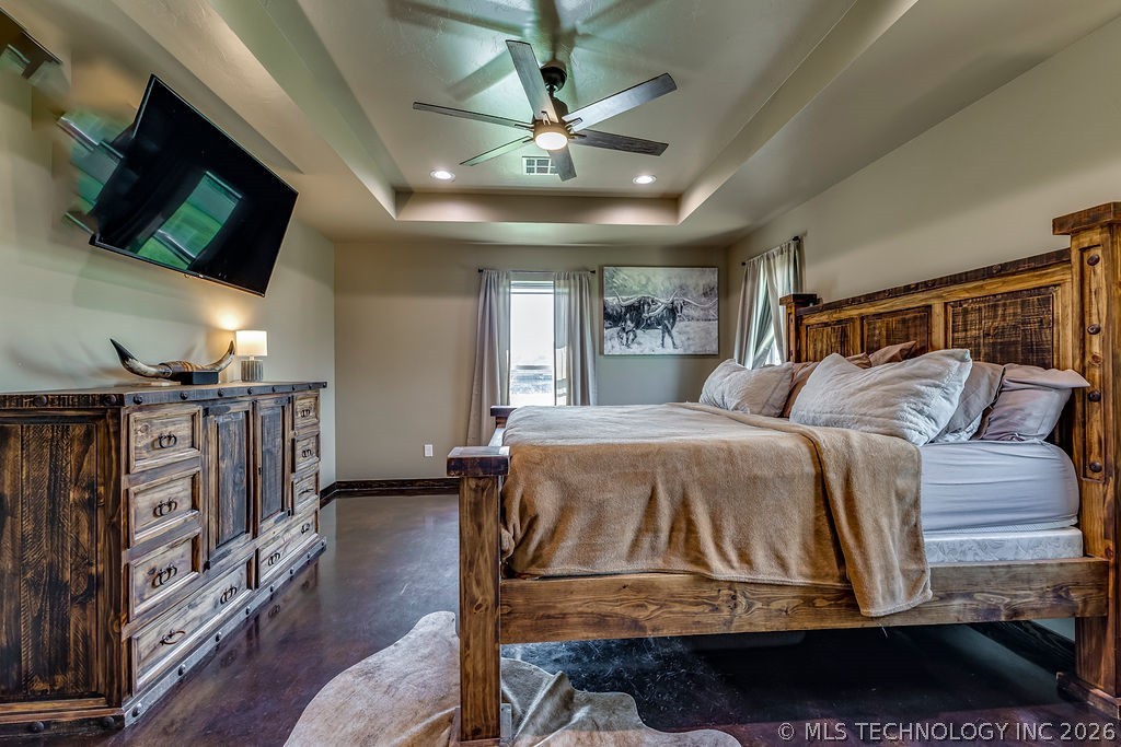 6946 County Road 3430