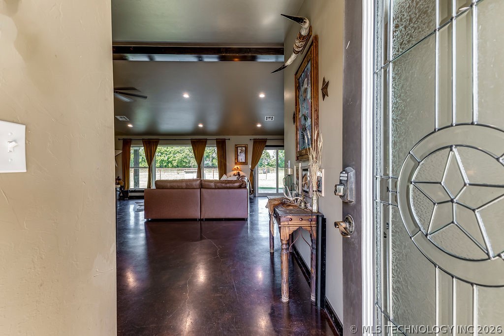 6946 County Road 3430