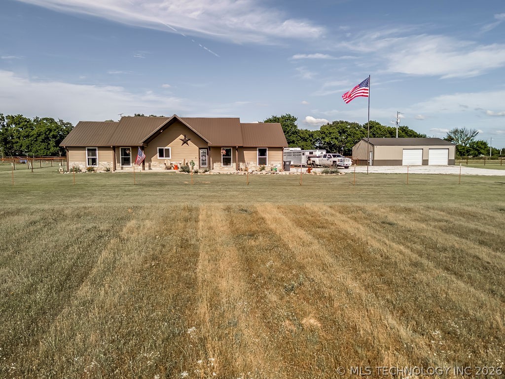 6946 County Road 3430
