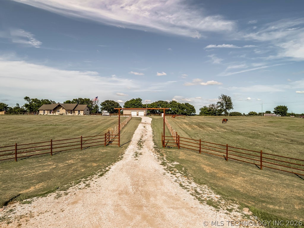 6946 County Road 3430