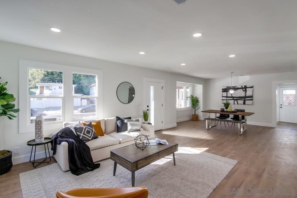 3003 Reynard Way