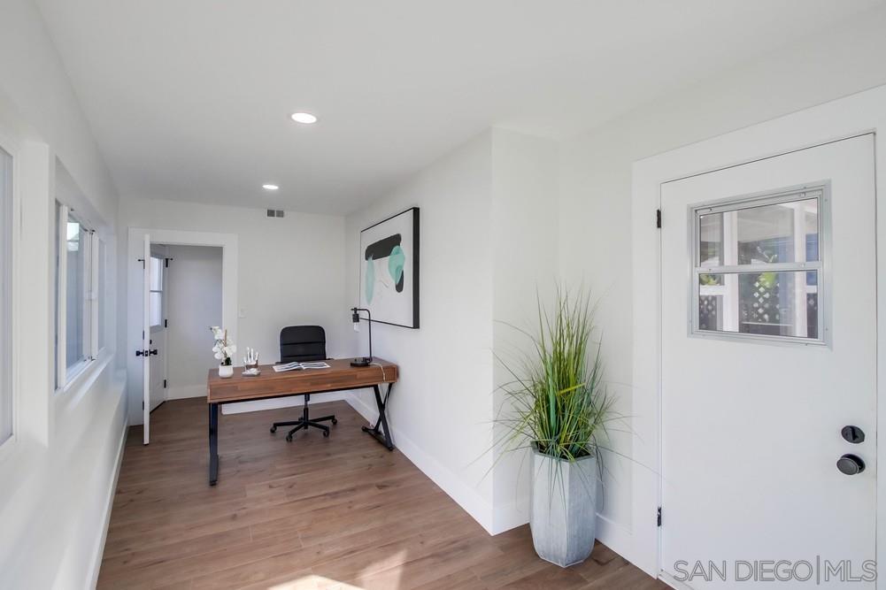 3003 Reynard Way