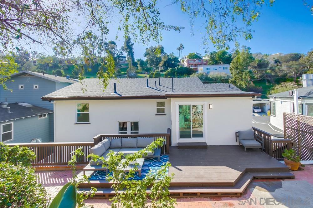 3003 Reynard Way