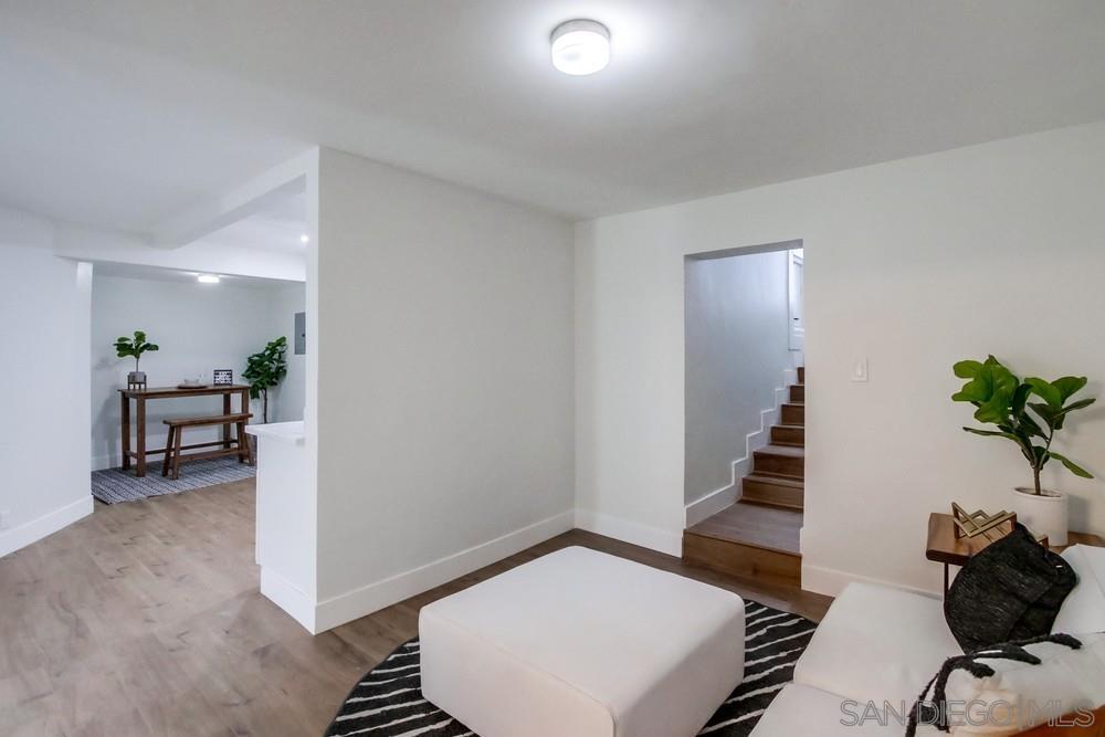 3003 Reynard Way