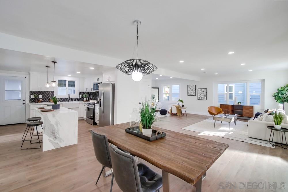 3003 Reynard Way