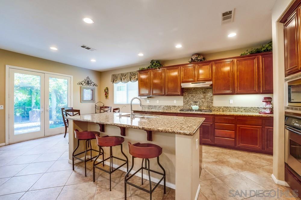 1483 Blairwood Ave.