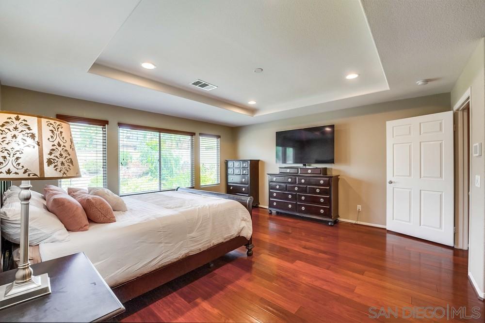 1483 Blairwood Ave.