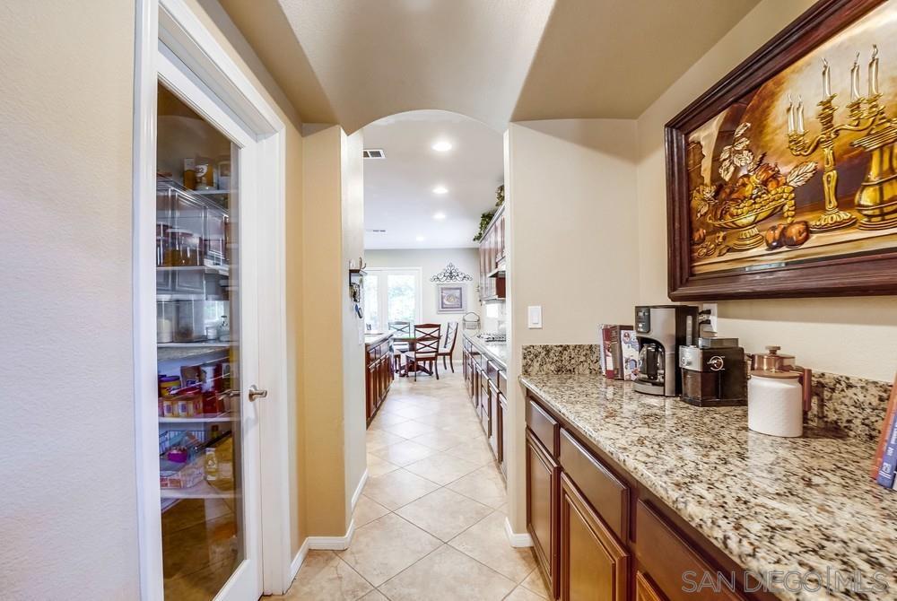 1483 Blairwood Ave.