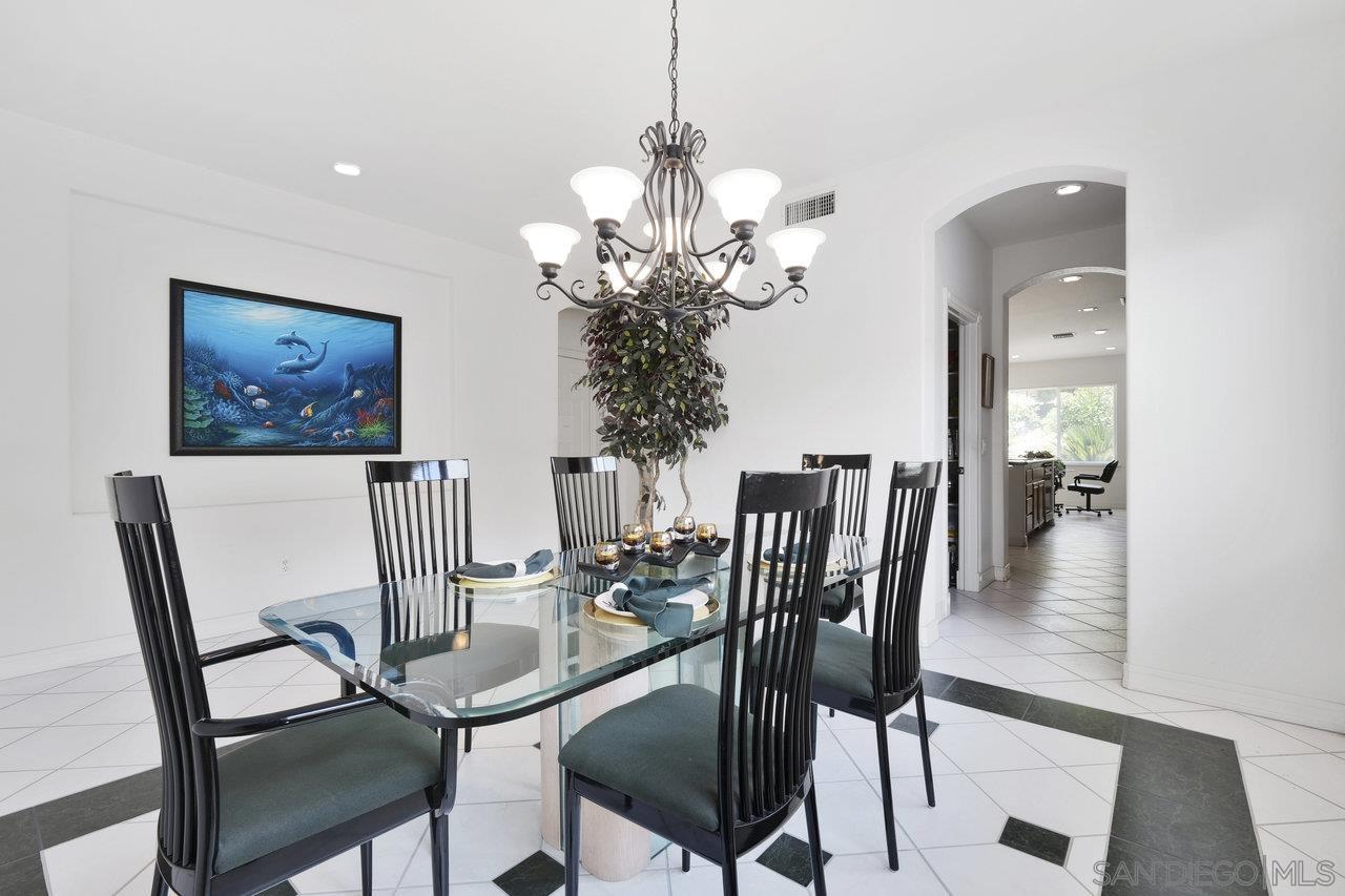 1215 Newcastle Ct