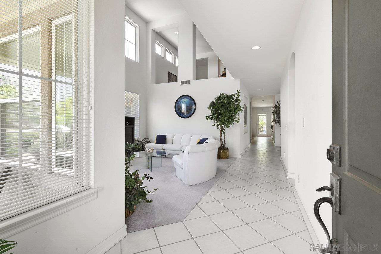 1215 Newcastle Ct