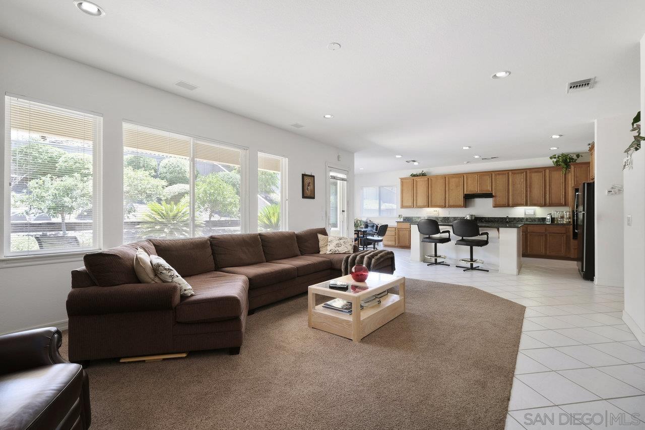 1215 Newcastle Ct