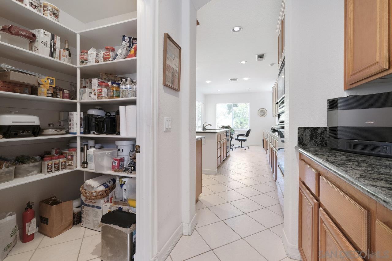 1215 Newcastle Ct