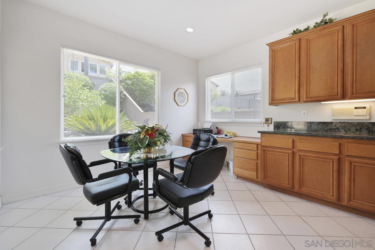 1215 Newcastle Ct