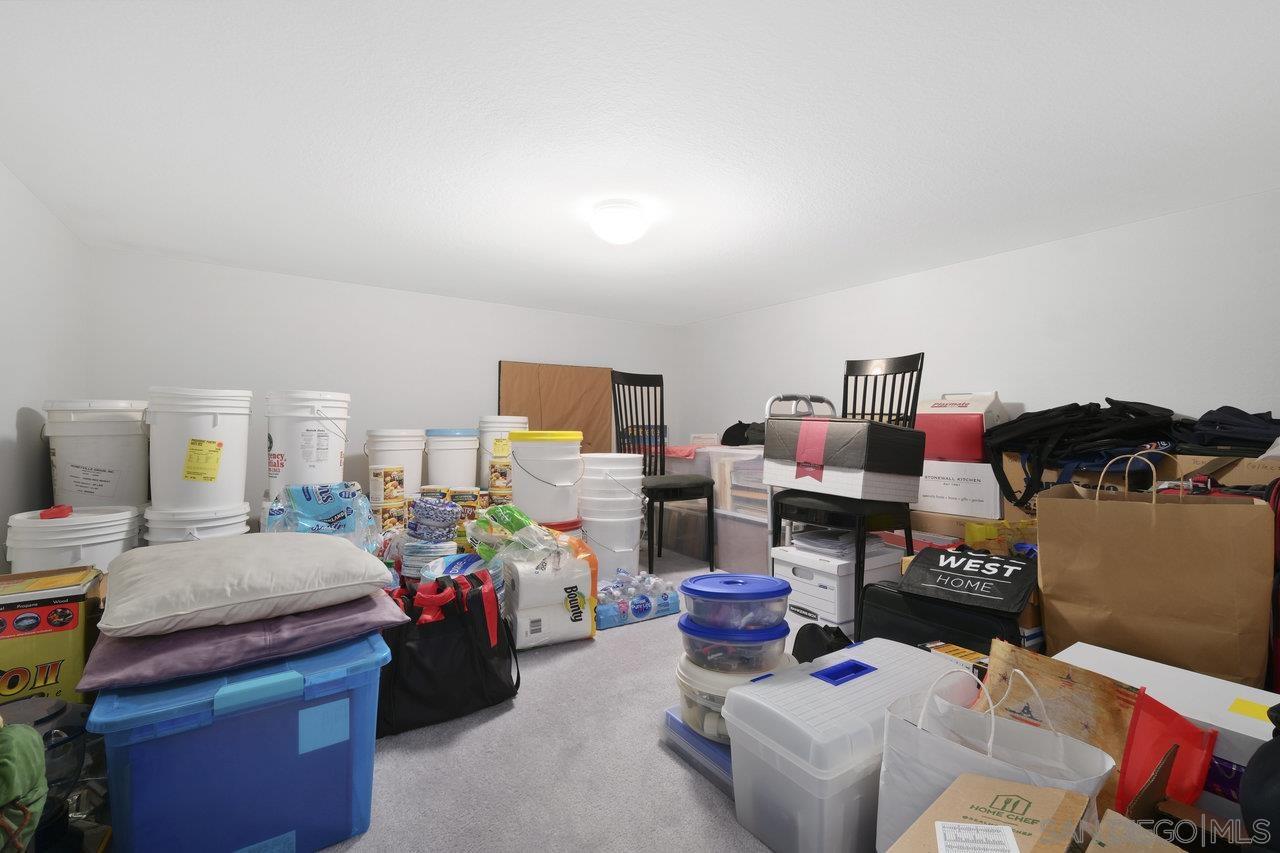 1215 Newcastle Ct