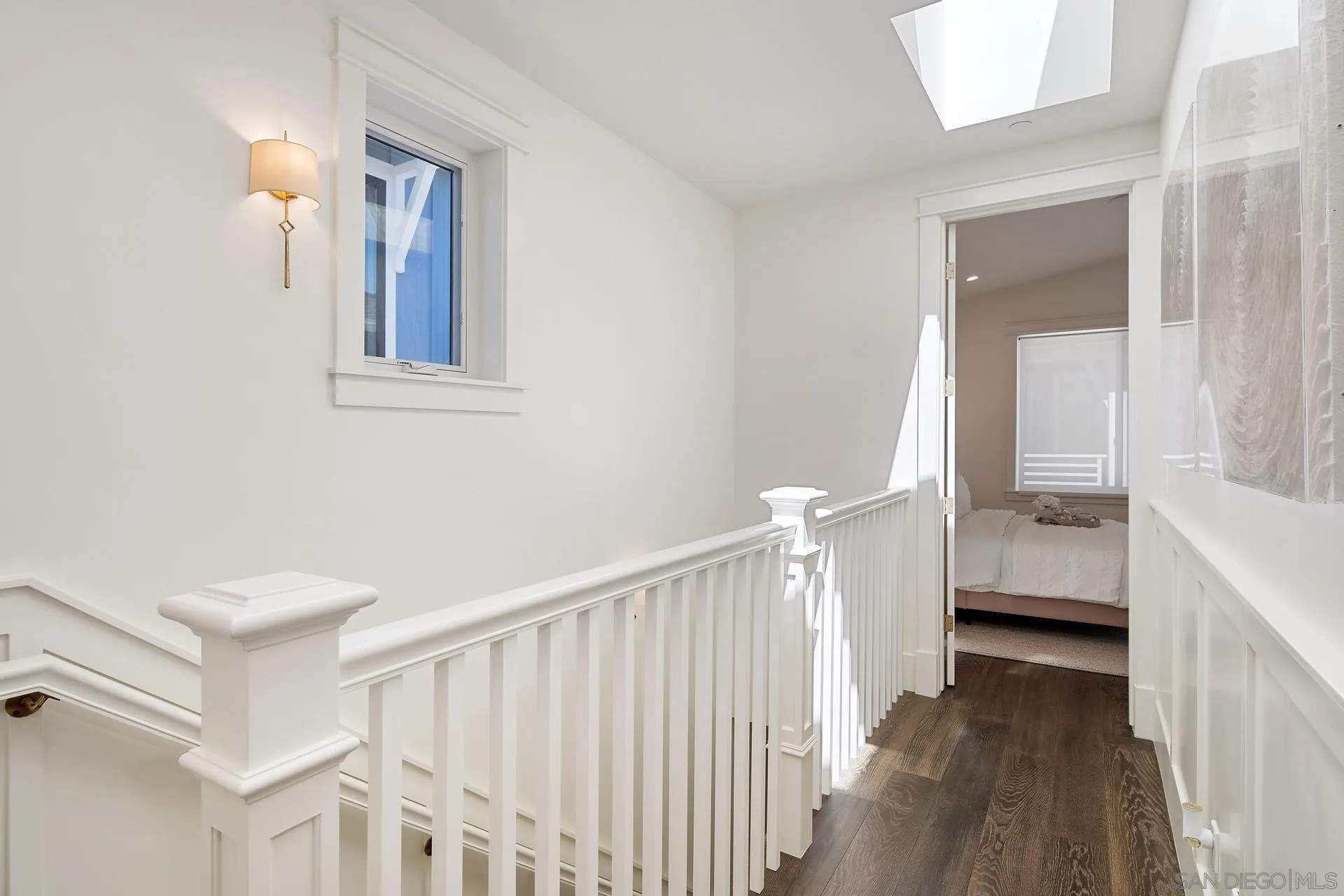 556 G Ave
