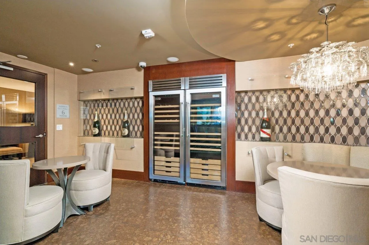 1325 Pacific Hwy # 110
