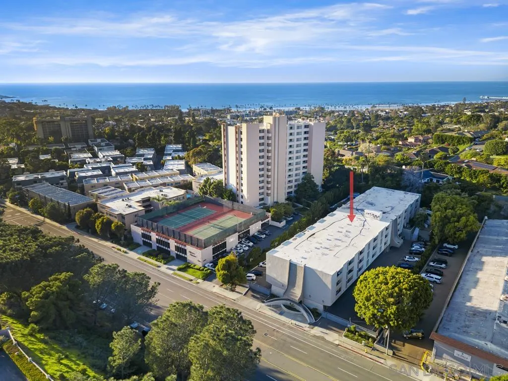 2510 Torrey Pines Road # 403