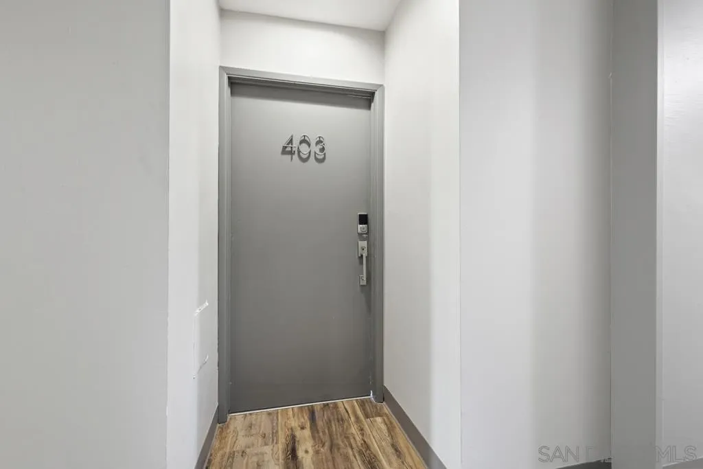 2510 Torrey Pines Road # 403
