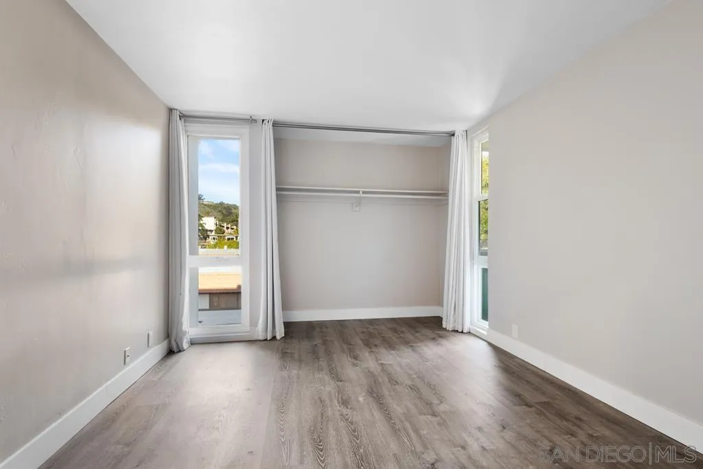2510 Torrey Pines Road # 403