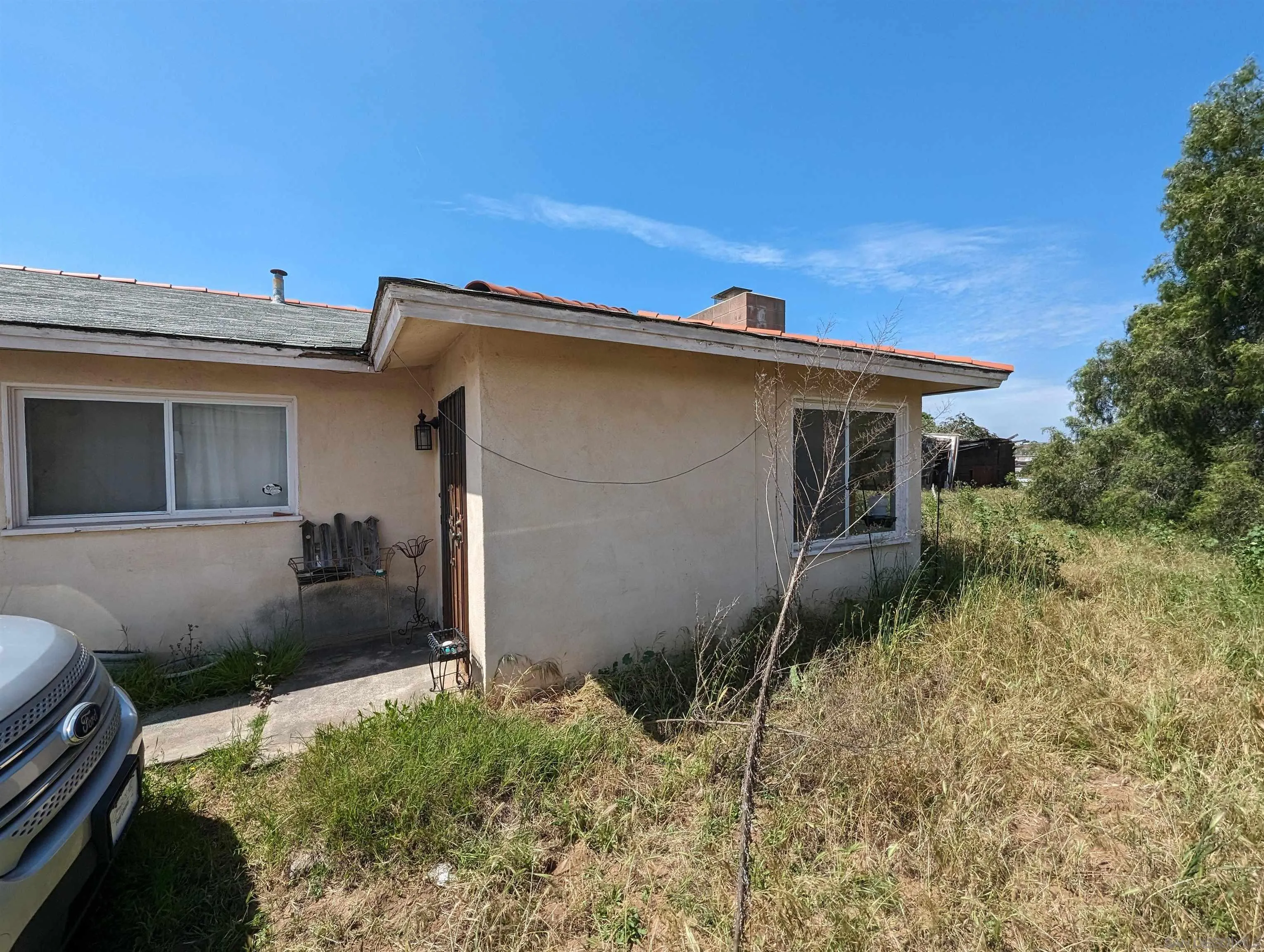 2529 Calle Aguadulce