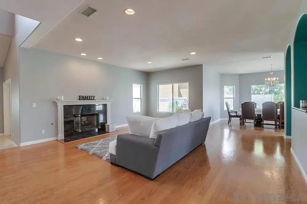 3792 Vista Pointe
