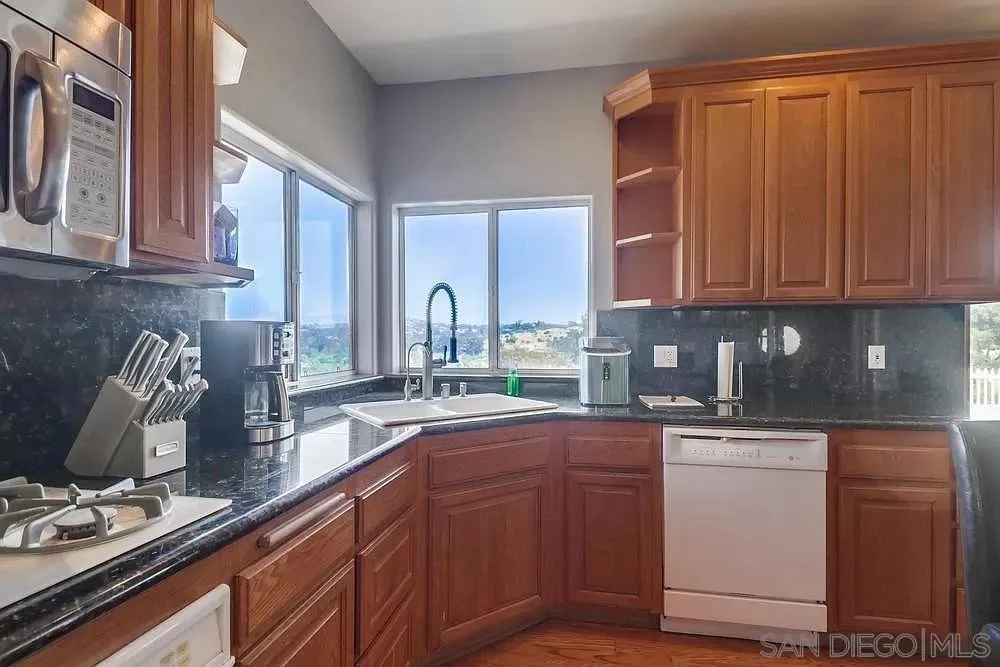 3792 Vista Pointe