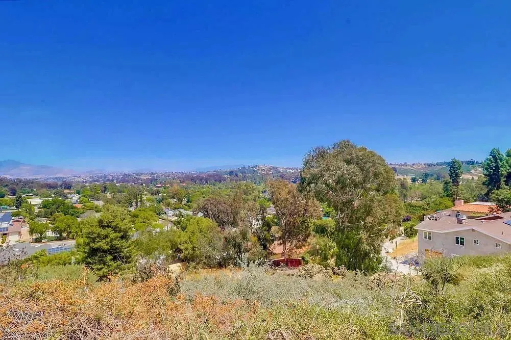 3792 Vista Pointe