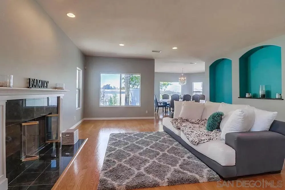 3792 Vista Pointe