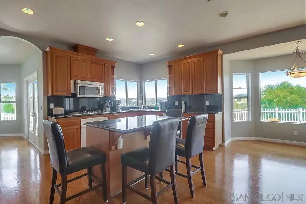 3792 Vista Pointe