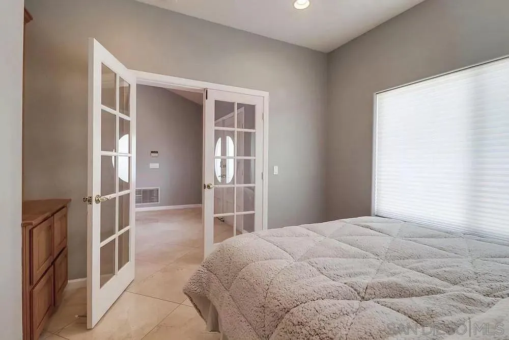 3792 Vista Pointe