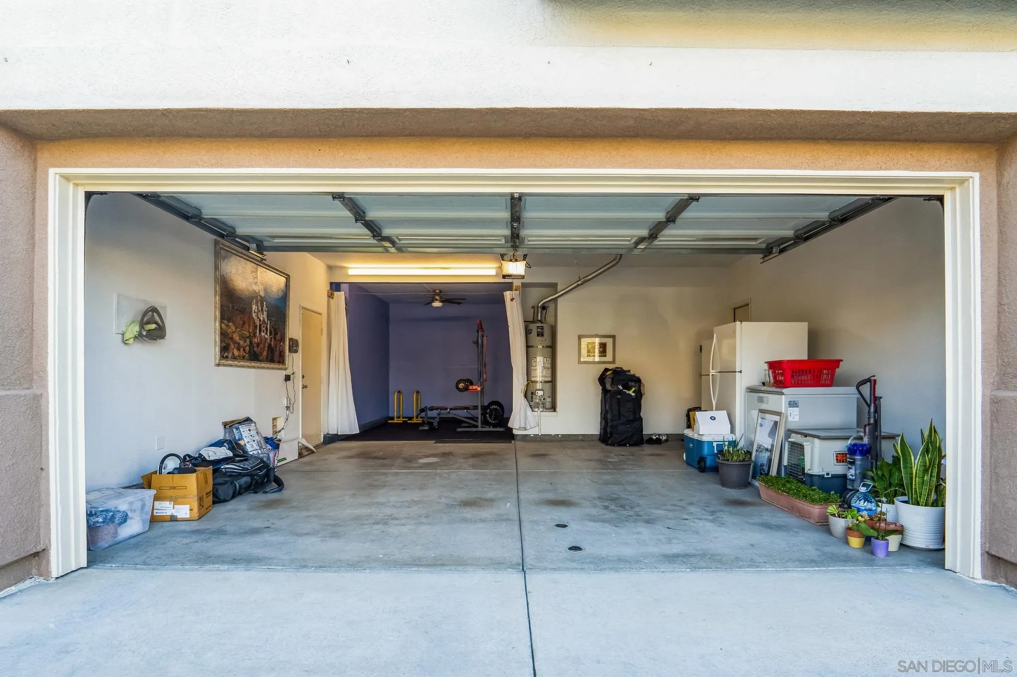 1064 Strawberry Valley Dr