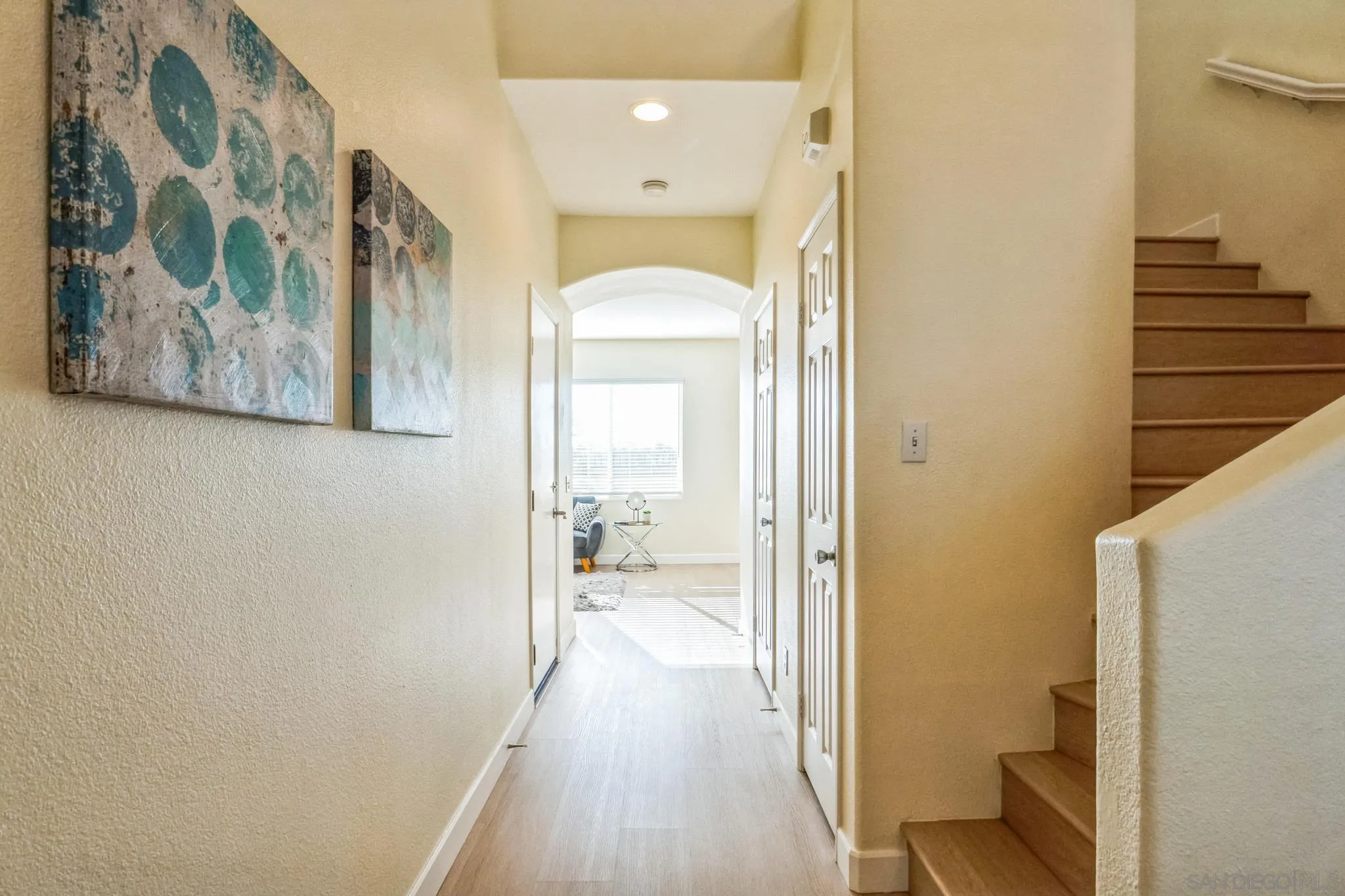 1064 Strawberry Valley Dr