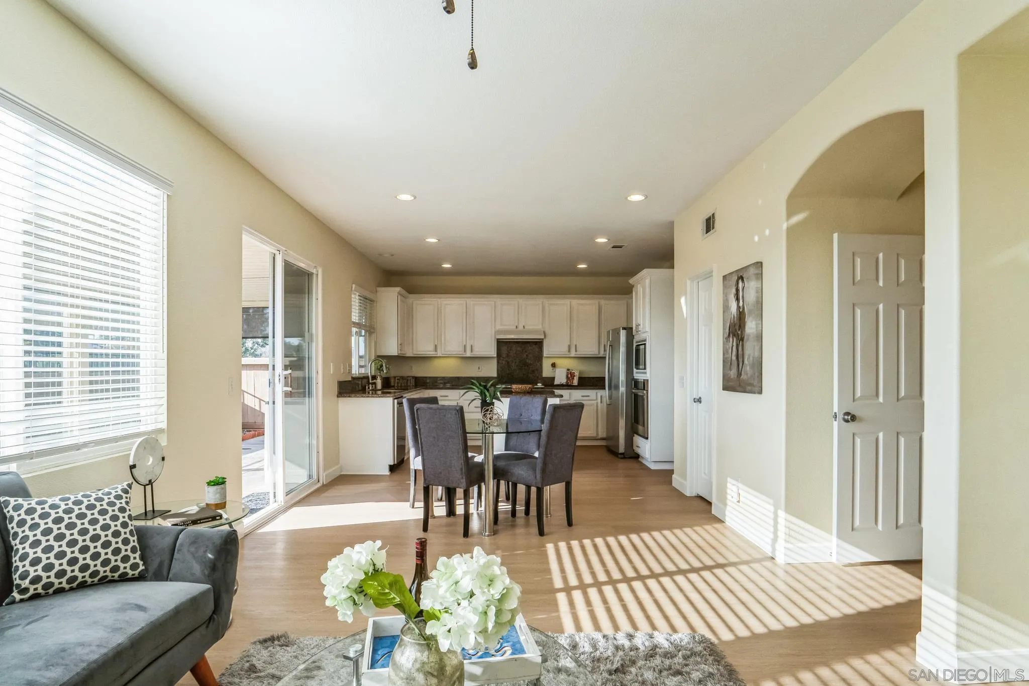 1064 Strawberry Valley Dr