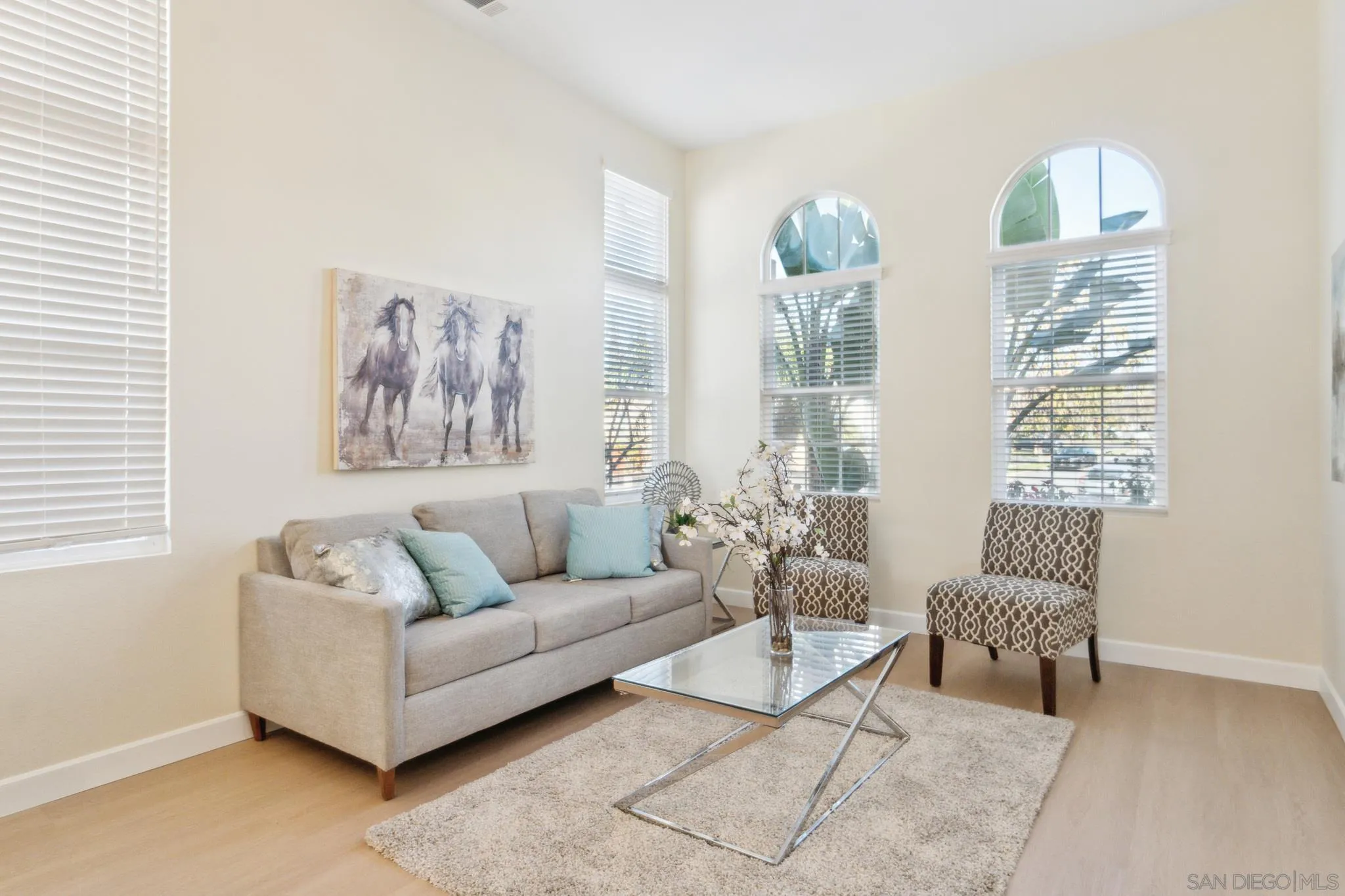 1064 Strawberry Valley Dr