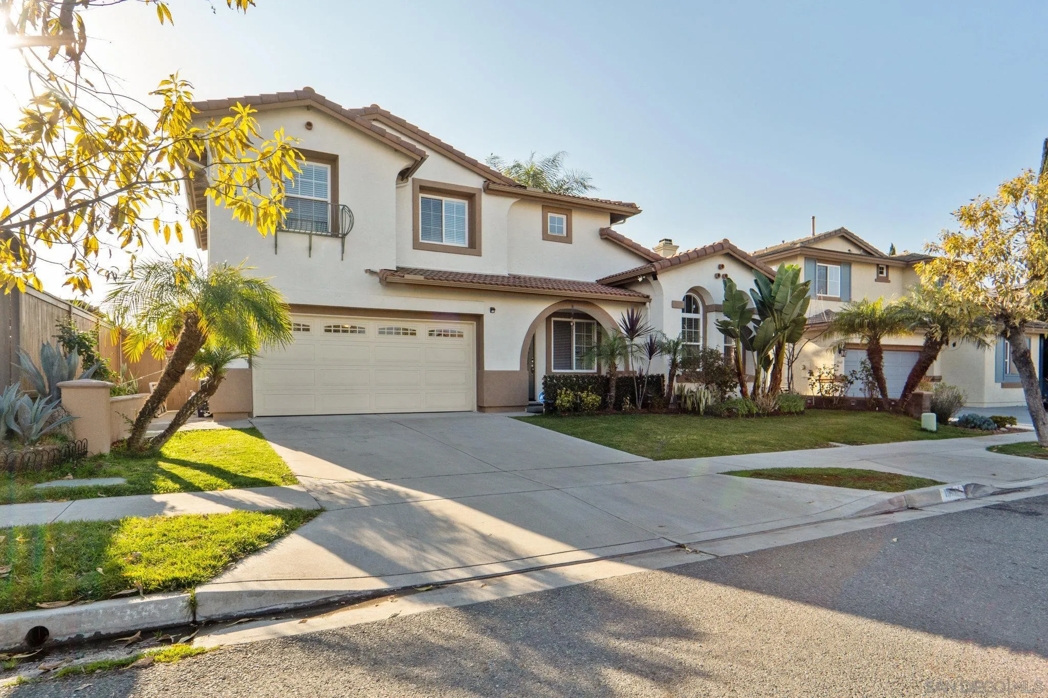 1064 Strawberry Valley Dr