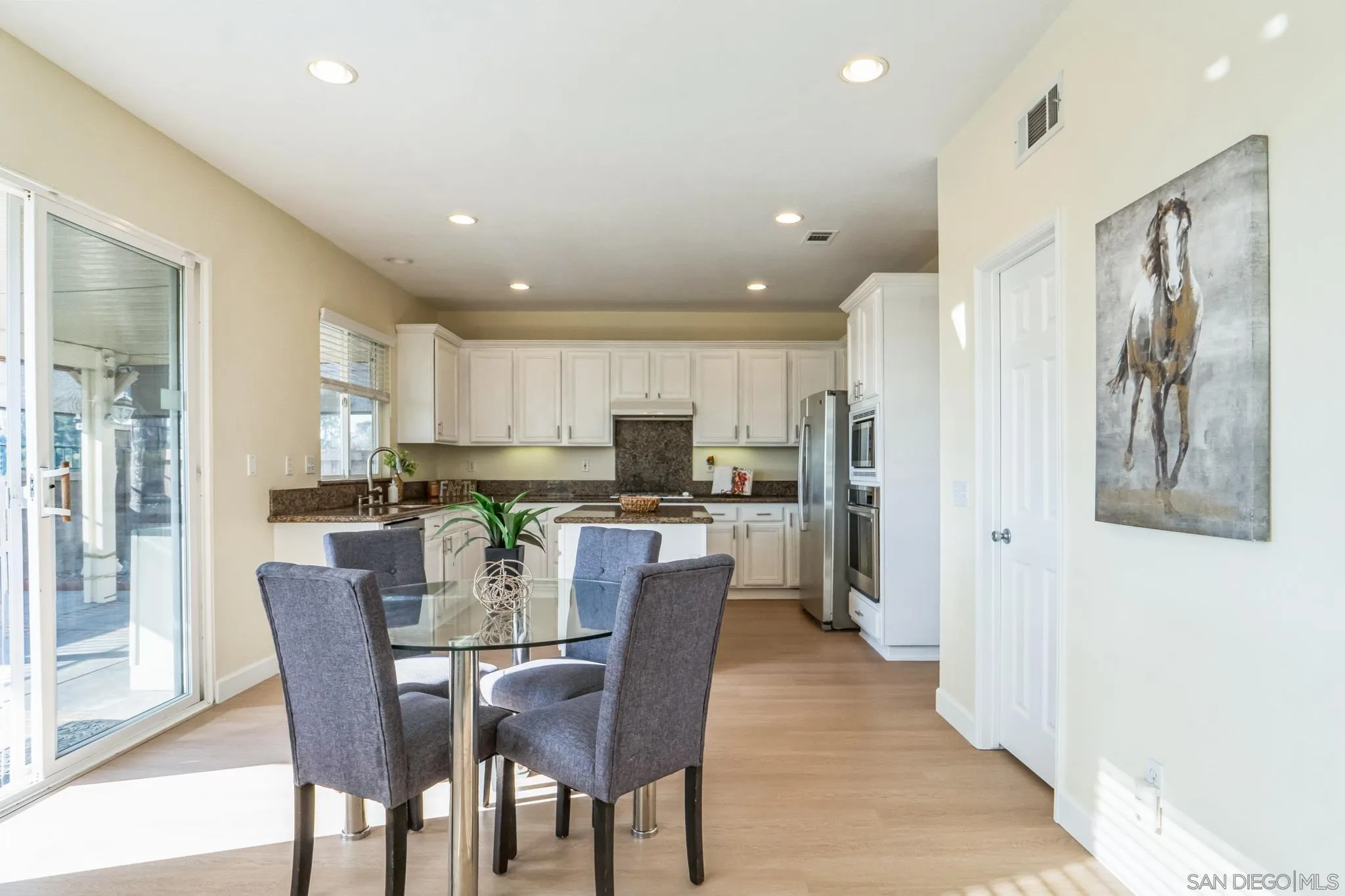 1064 Strawberry Valley Dr