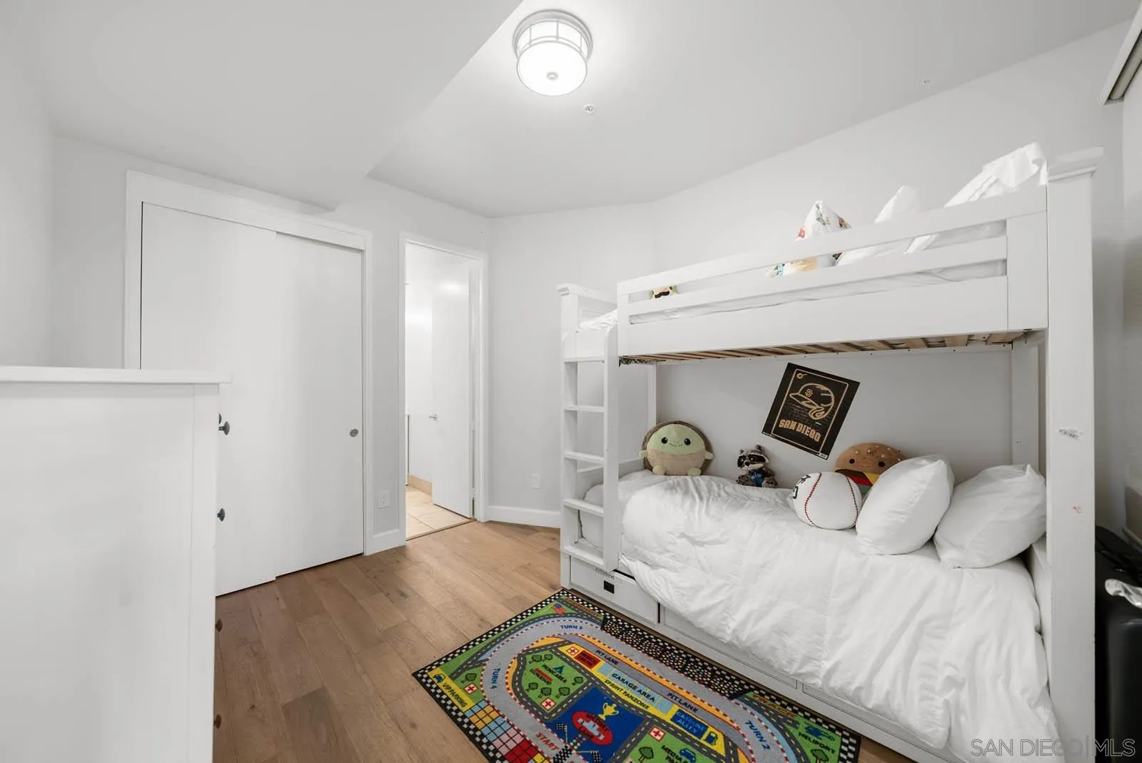 141 Orange Ave Unit 202