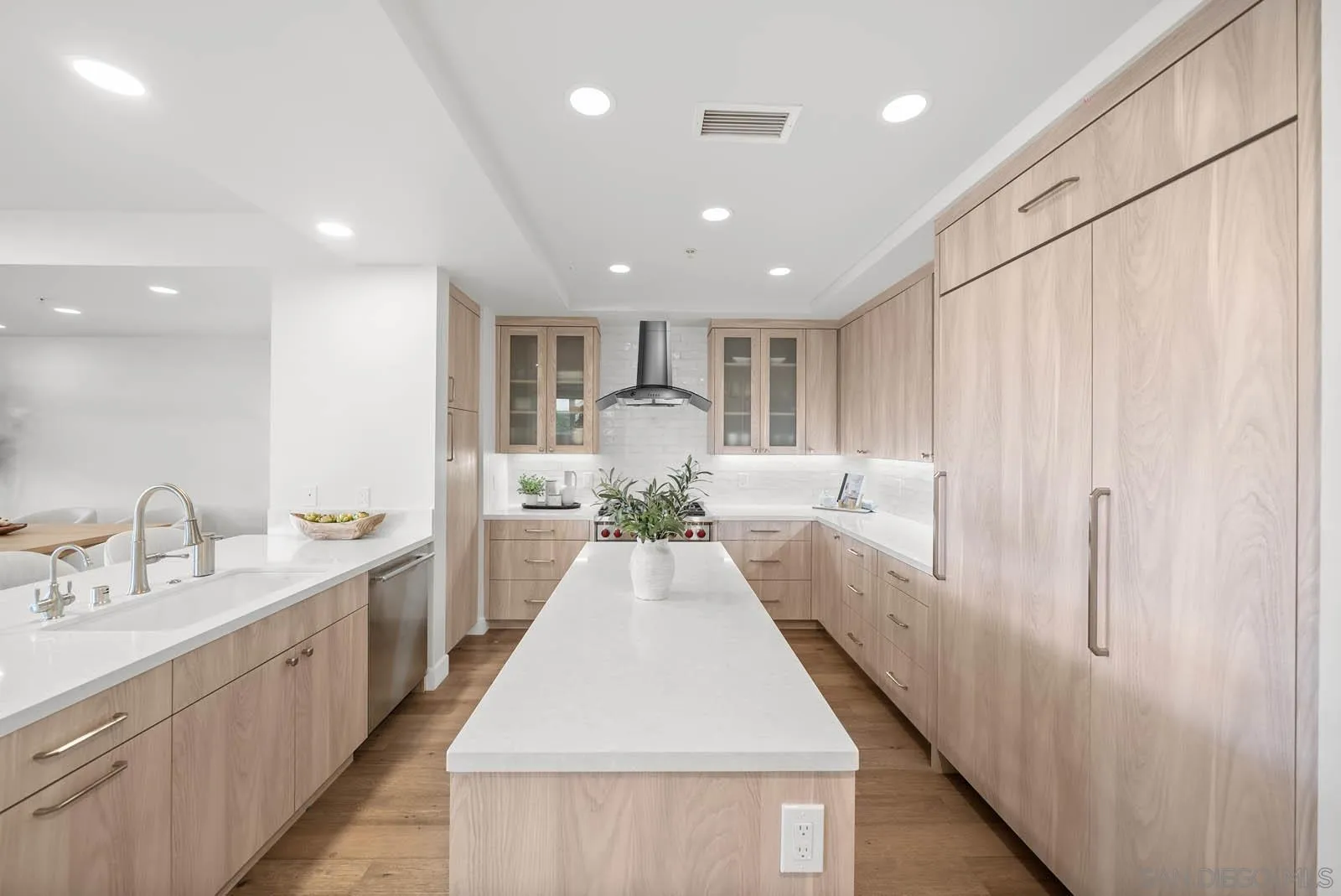 141 Orange Ave Unit 202