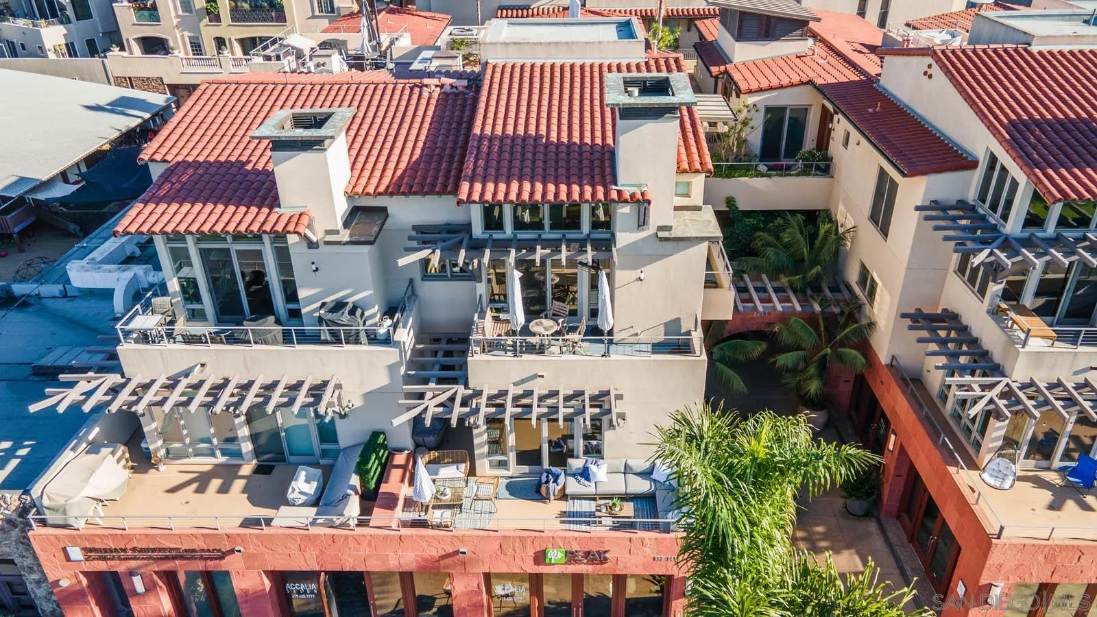 141 Orange Ave Unit 202