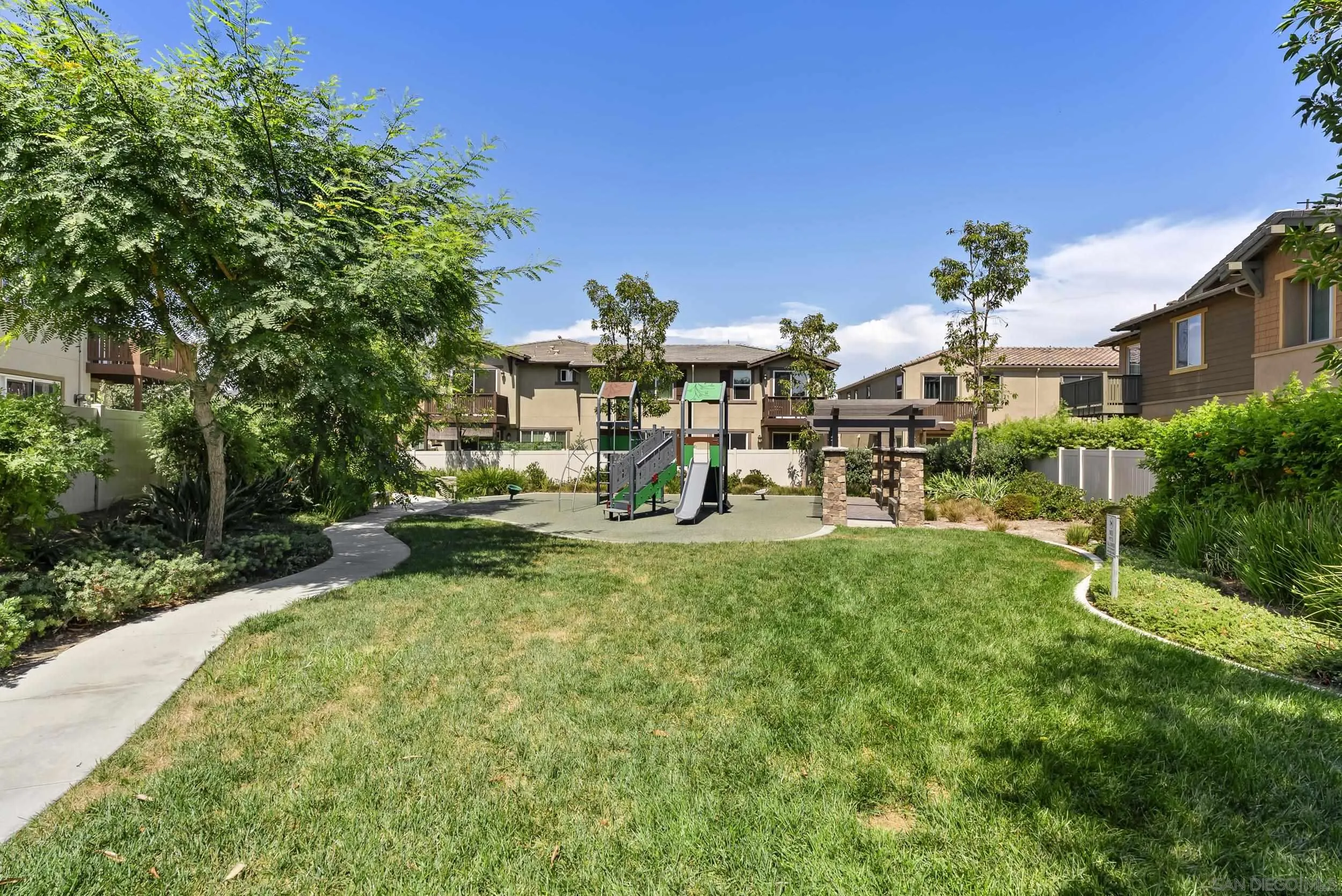 3304 Telaga Rd