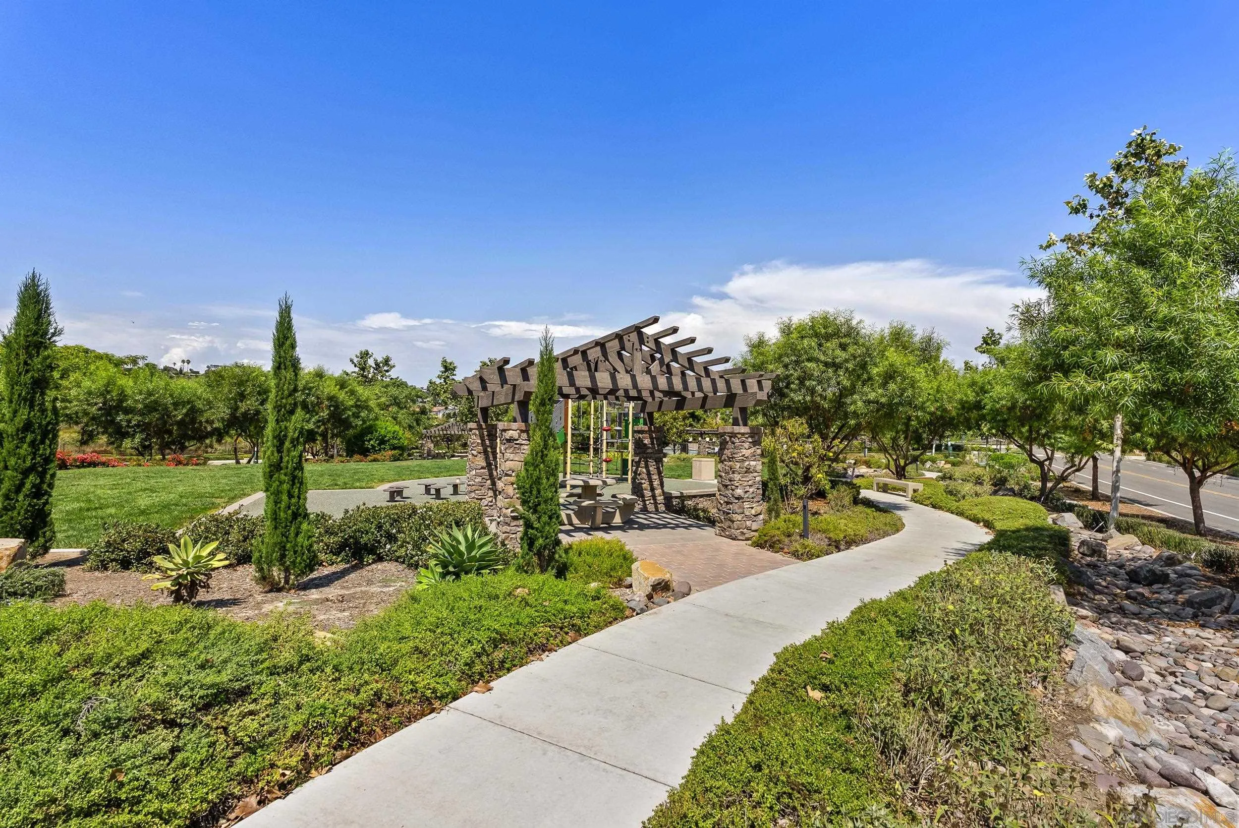 3304 Telaga Rd