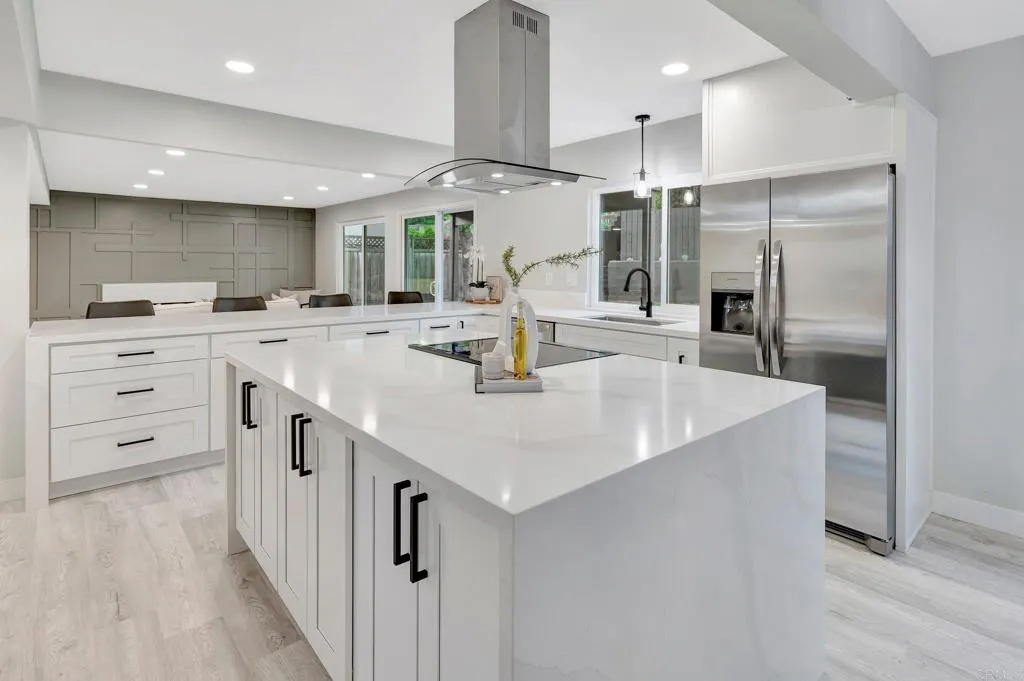1337 Tierra Bonita Pl