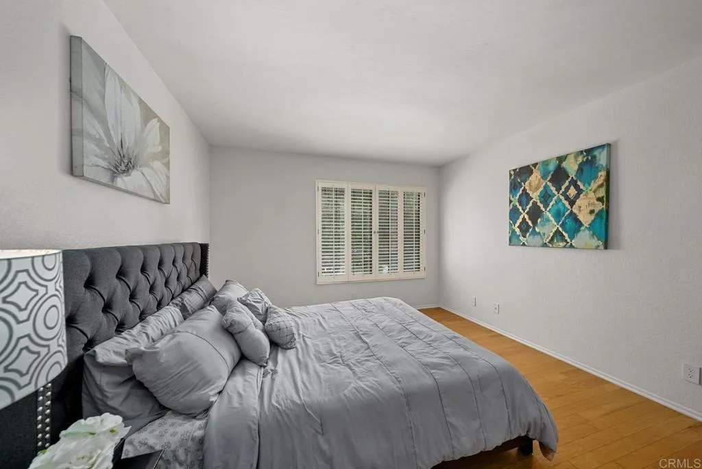 3537 Voyager Cir